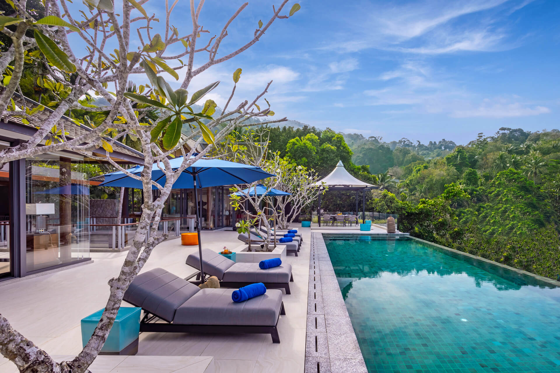 Villa La Thale Phuket - Luxury Villa Rental w/ 5 Bedrooms